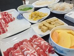 -楼外楼大刀肉传统火锅(西安大路店)