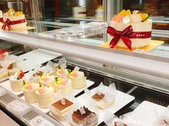 -花花卷卷·鲜食蛋糕(静安久光百货店)