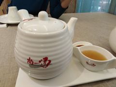 椰皇乌鸡汤-尚一汤·粤菜海鲜(环球港店)