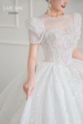 -Lady  Jane高端婚纱礼服馆