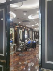 -八佰伴8008星级形象店