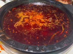 -卤校长老火锅(杨家坪直营店)