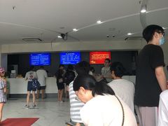 -包玉刚游泳场(黄龙恒励大厦店)