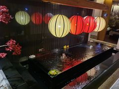 -新盈光·云会所(百丈东路店)