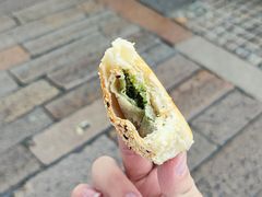 荠菜蟹壳黄-江南蟹壳皇(新民桥店)