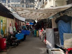 -利津路小商品批发市场