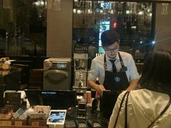 -星巴克臻选(湖滨道店)