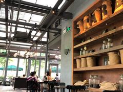 大堂-星巴克(西湖天地店)