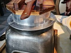 -魏铭鱼头捞饭(晋阳路店)