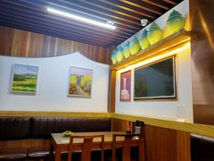 -亮亮面馆(经六路店)