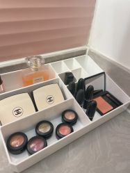 -苗方清颜痘肌研究所