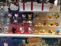 -泡泡玛特POPMART(蓝色港湾店)