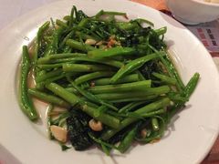 -Lanterns Vietnamese Restaurant