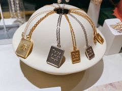 -LADY FAFA(巨鹿路陕西南路路口店)