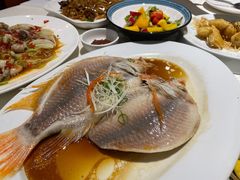 -顺峰海鲜酒楼(省府店)