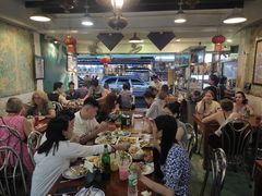 -Dang restaurant (patong phuket)
