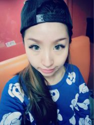 -手牵手美甲