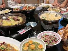 -帅巴人舅母子腊蹄民俗村