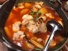 -老滇山寨•云南特色菜•地方菜•民族风情歌舞表演(金碧店)