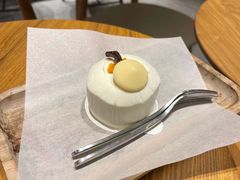 -星巴克臻选(上海中环广场2F店)