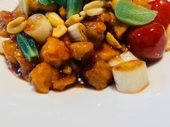 特色宫保鸡丁-羲和雅苑•北京烤鸭(吴中路万象城店)