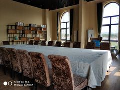 -丹世红酒庄·烧烤·团建·婚礼·水上运动