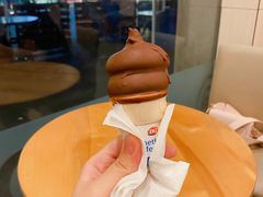 巧克力脆皮甜筒-DQ·蛋糕·冰淇淋(富华里店)
