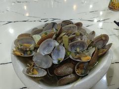 -凤凰路何眼镜香辣蟹(花果园店)