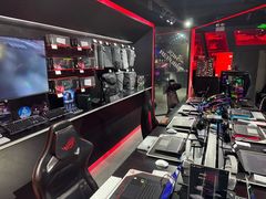 -ROG玩家国度(美罗城店)