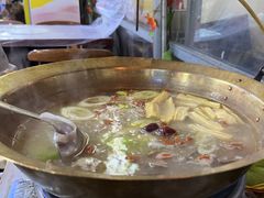 -江湖亮亮蒸虾大排档烤全羊清真(武汉总店)