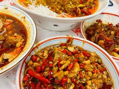 -堂瓦里·33年传统赣菜(第一街区店)