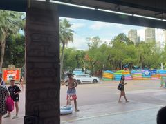 -武汉玛雅海滩水公园