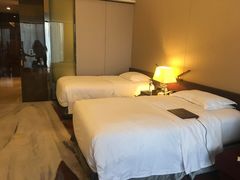 -广州天河希尔顿酒店