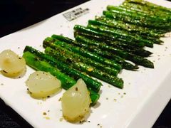 烤芦笋-HIHE Bistro·Oyster Bar(华熙live店)