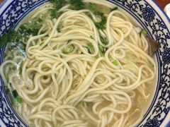 -东大桥小国抻面烧烤(长通路店)