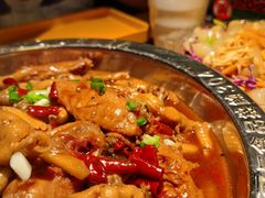 鸡翅煲-胖哥俩肉蟹煲(河北勒泰购物中心店)