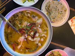老坛酸菜鱼-粉墨特色菜·烧烤音乐酒馆