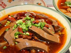 -耙吉吉川味小酒馆(本地人回头店)