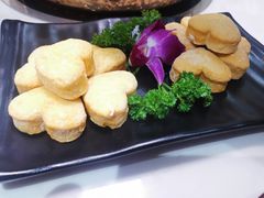 -菌子鲜汤野生菌锅
