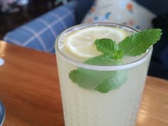 柠檬蜂蜜柚子茶冻饮-双焙咖啡馆
