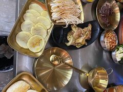 -胡悦里韩式烤肉(芝罘万达广场店)