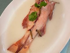 -壹零贰小馆(桂城石啃店)