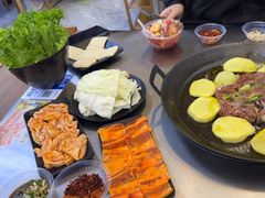 -凉都青瓦房烙锅(清镇中环国际店)