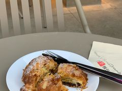 -老梦面包CHEZMOREL(麦子店)