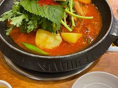 -喇喇排骨火锅·传统韩式脊骨汤(望京西园总店)