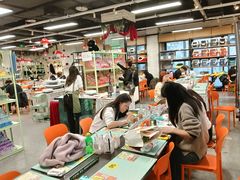 -大型宠物商超·宠海王国·宠物猫狗活体·用品·美容(新世界百货重庆店)