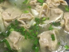 -老新隆牛肉锅贴(新街口店)