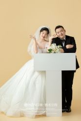 -唯一旅拍·颂当代影像艺术中心(上城店)