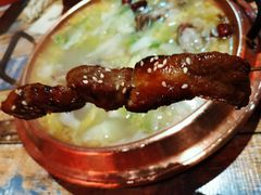 -虾弄弄海派小龙虾·牛羊蝎子火锅