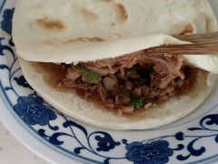 肉夹馍-吉祥馄饨(牡丹园店)